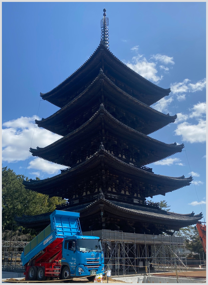 興福寺五重塔素屋根